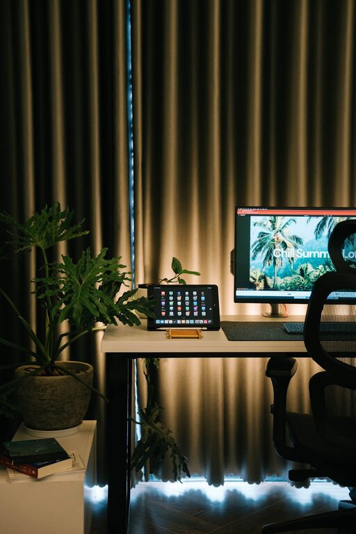 Tips for Creating a Relaxing and Productive Home Office Space